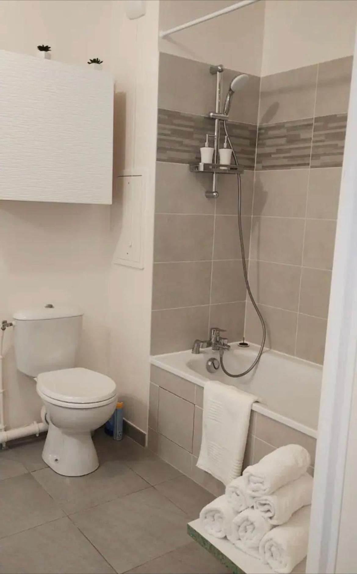 Le Cozy Home Μελάν Εξωτερικό φωτογραφία